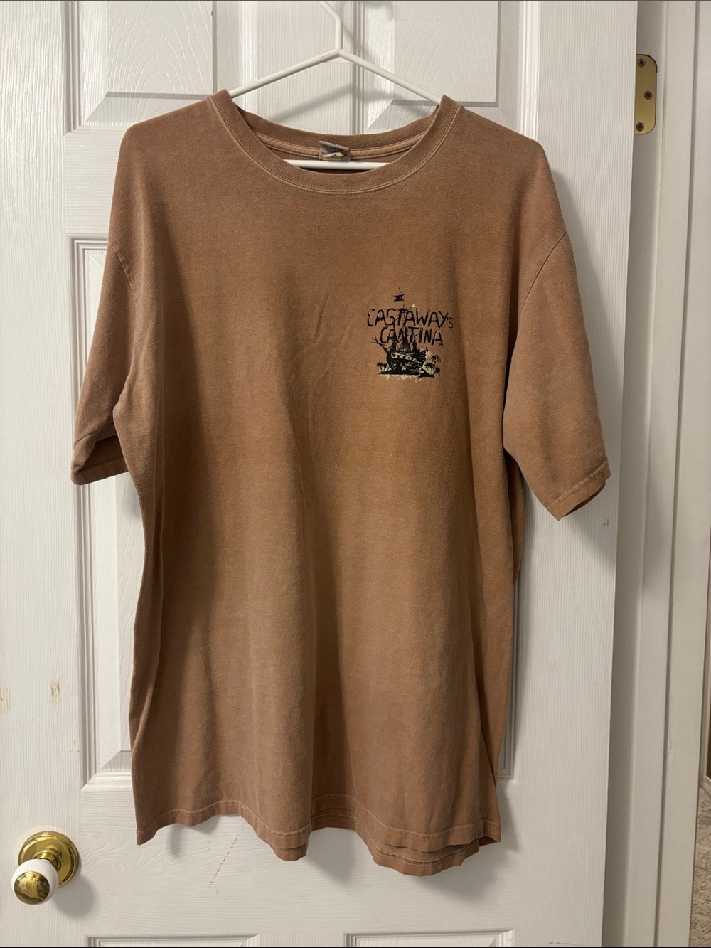 Castaways Catalina Men's Tan Short-Sleeve Crew Tee